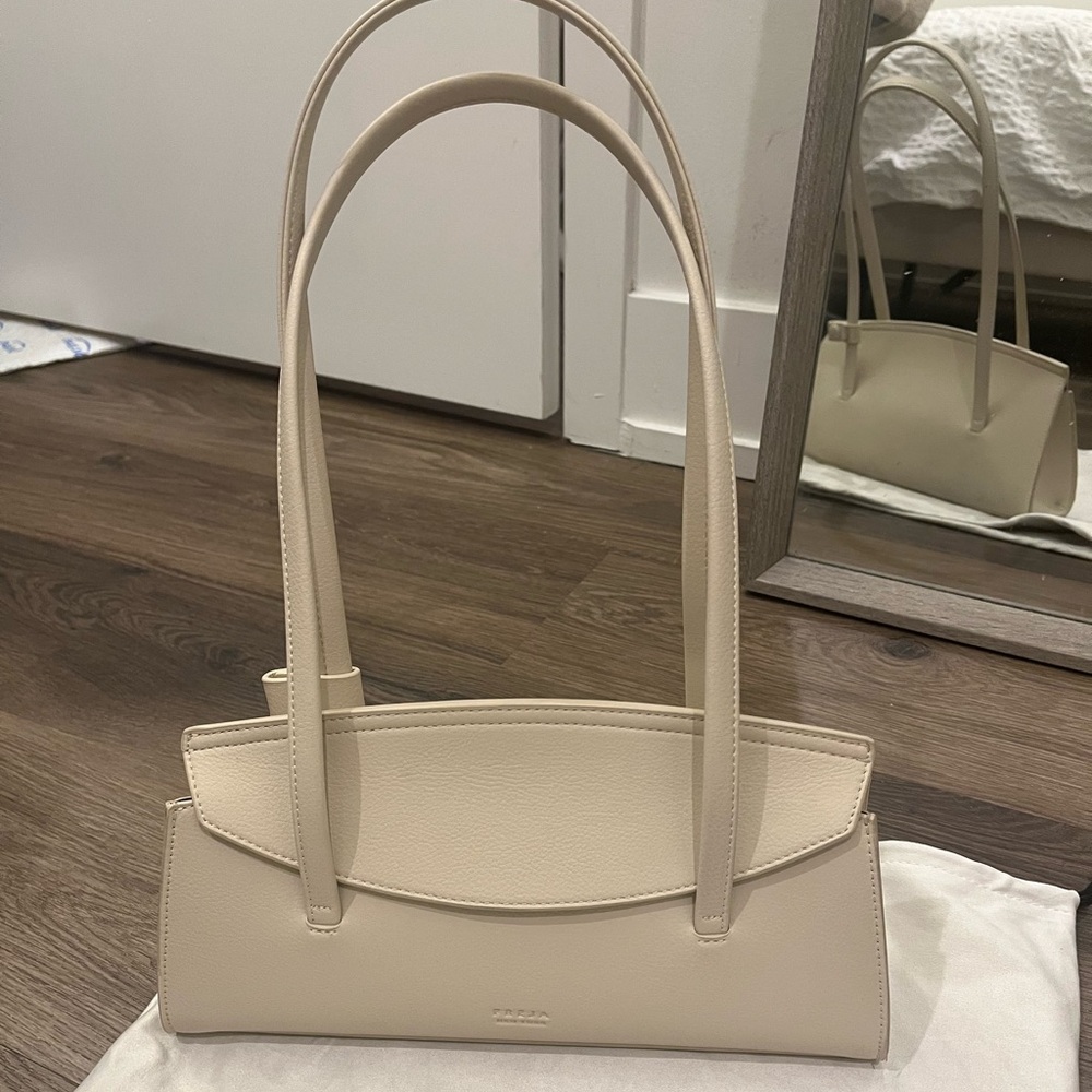 Freja caroline oat shoulder bag